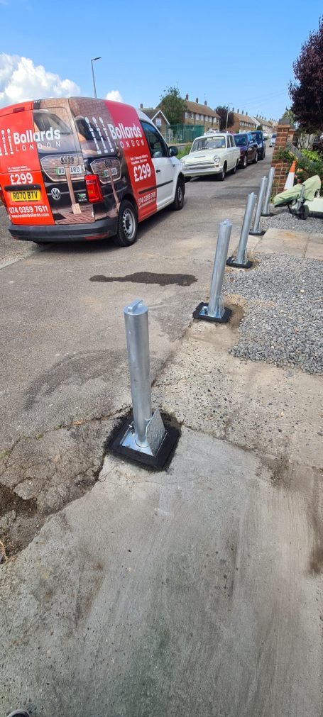 Galvanised Bollard